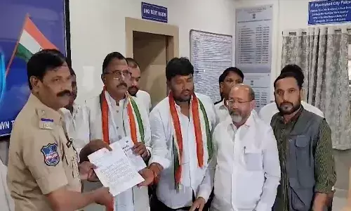 police case, deputy cm narayanaswamy,  hyderabad, mallu ravi,