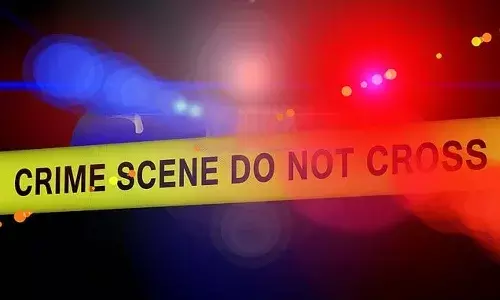 UP man kills wife, robbery, Crime news