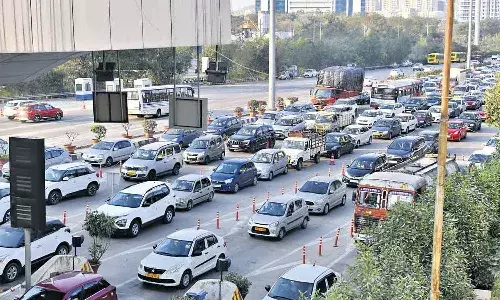 Hyderabad police, Sankranti festival, Robbery