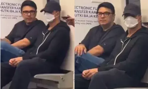 bollywood, hero akshay kumar, mumbai metro,