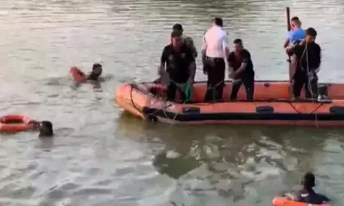 Gujarat, boat tragedy, Crime news