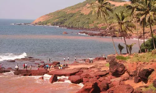 Goa hotel manage, sea, accident, arrest, Crime news