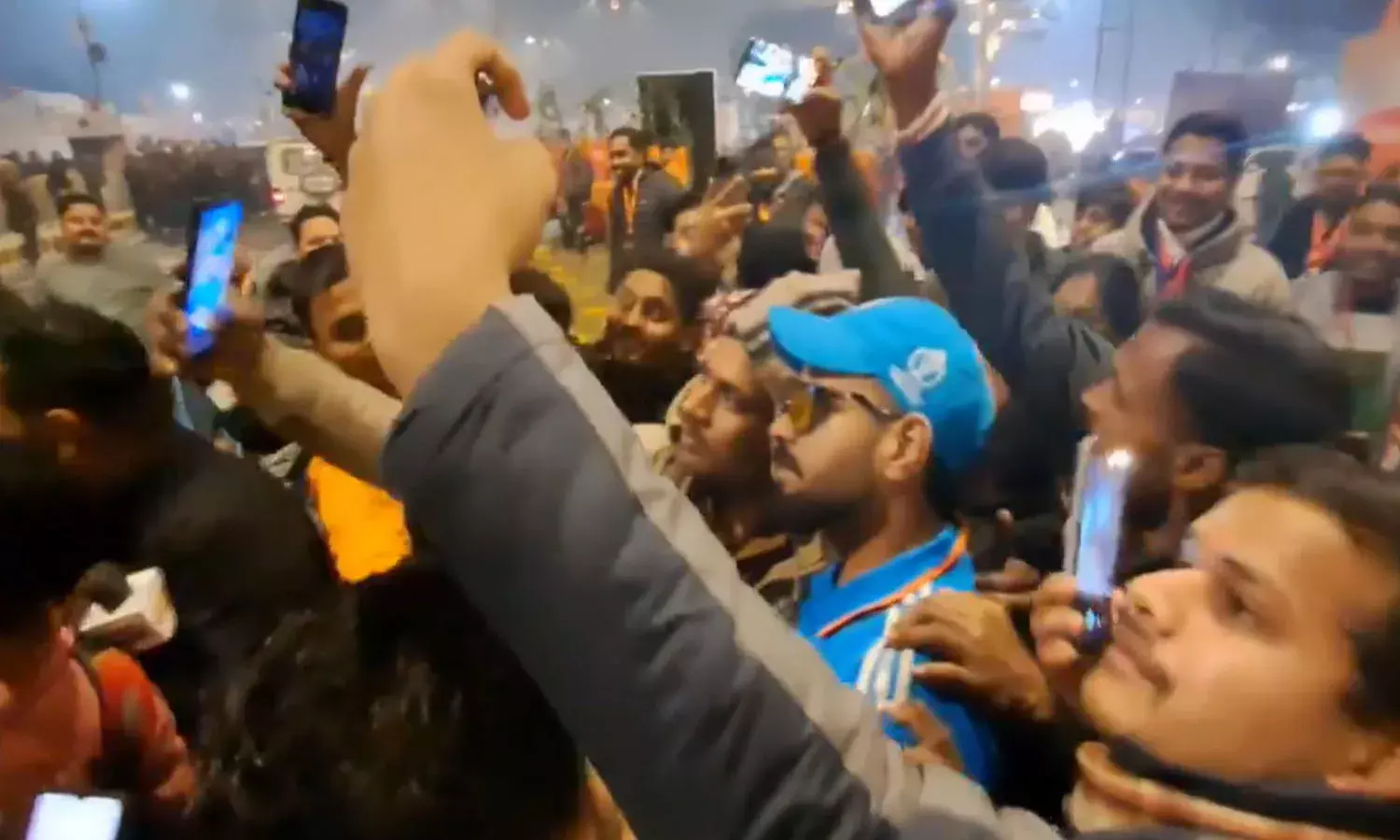 duplicate virat kohli,  ayodhya,   selfie , viral video,