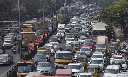 Officials, plans,  traffic problems,  Hyderabad,