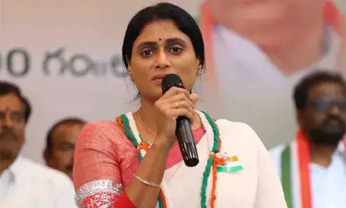 ఇప్పుడున్న జగన్.. పాత జగనన్న కాదు : షర్మిల సంచలన వ్యాఖ్యలు