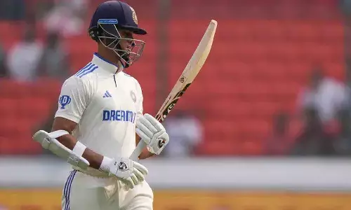జైస్వాల్ డబుల్ సెంచరీ చేసేనా.?