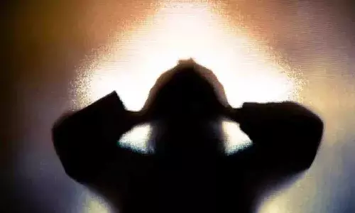 సోషల్ మీడియాలో వ్యక్తులను నమ్మితే.. 18 ఏళ్ల యువతిని ఏమి చేశారంటే?