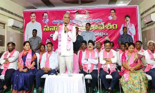 రేవంత్ రెడ్డికి సీఎం పదవి.. కేసీఆర్ పెట్టిన భిక్ష : హరీష్ రావు