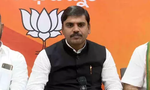 ఇలాంటి మహిళ పీసీసీ అధ్యక్షురాలా..? : విష్ణువర్ధన్ రెడ్డి