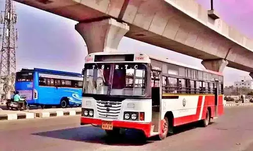 కండక్టర్ పై దాడి చేసిన మహిళ కటకటాల పాలు..!