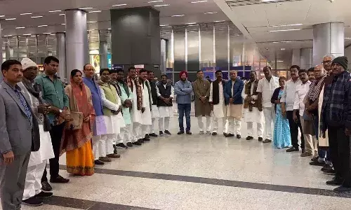 Bihar, Congress, MLAs, Hyderabad,Floor Test