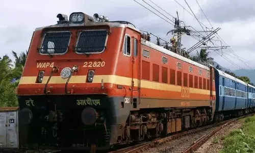 South Central Railway, trains,Kazipet, Kakatiya Express