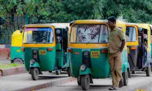 మహా ధర్నా చేయనున్న ఆటో డ్రైవర్లు.. ఎప్పుడంటే.?