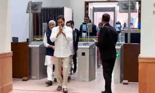 ముగిసిన సీఎం జగన్ ఢిల్లీ పర్యటన.. ప్రధానిని కోరింది ఇదే.!