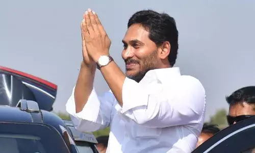 CM Jagan, volunteers, cash awards, APnews