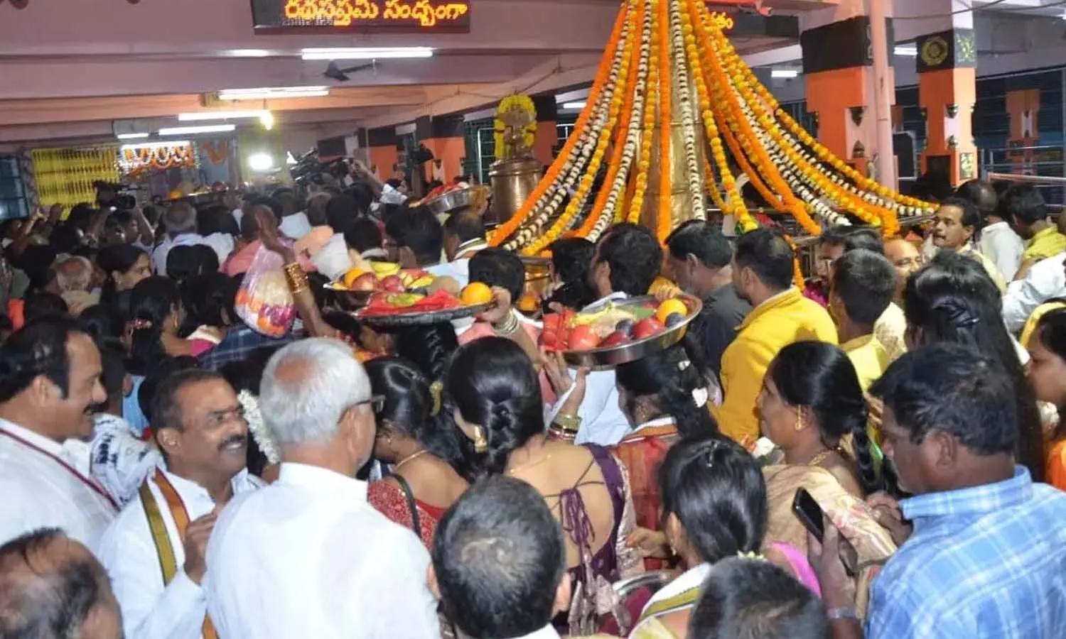 Devotee, Arasavalli, Srisuryanarayana Swamy temple, Rathasaptami