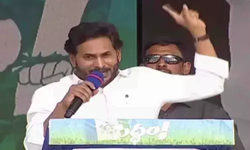 ఫ్యాన్ ఎప్పుడూ ఇంట్లోనే ఉండాలి.. సైకిల్ ఎప్పుడూ బయటే ఉండాలి.. ఇక టీ గ్లాస్