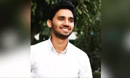 Indian man, New York, fire, e bike battery, internationalnews