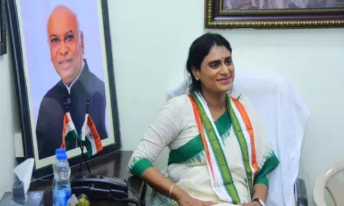 congress, sharmila, complaint,  cyber crime police, ycp ,
