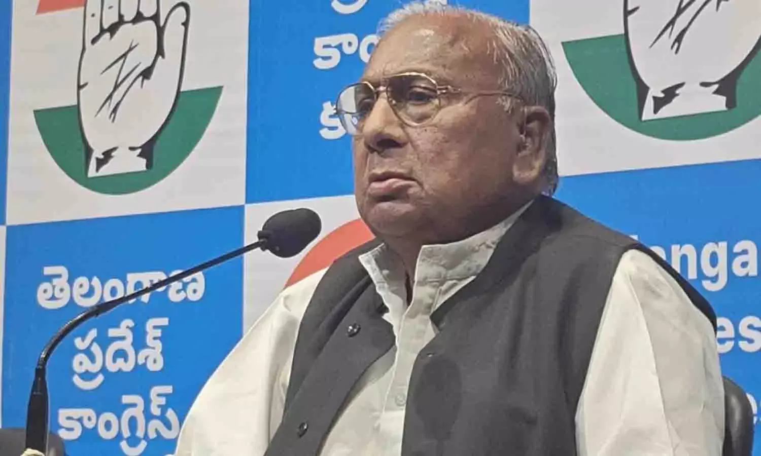 నన్ను ఎందుకు పక్కన పెట్టారు.. ? ఎంపీగా పోటీ చేసి తీరుతా : వీహెచ్‌