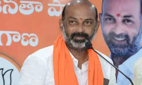 bandi sanjay, challange,  minister ponnam, telangana politics ,