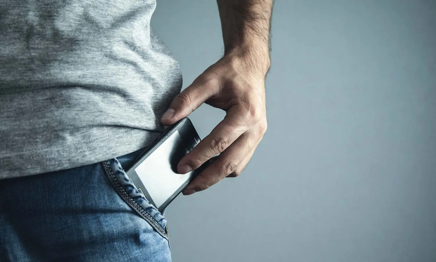 Smart phone, pant pocket, health problems, Lifestyle