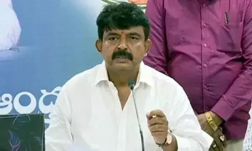 నిస్వార్థంగా సేవ చేస్తున్న మీలాంటి వారు పోటీ చేయాలని సీఎం చెప్పారు : పేర్ని నాని