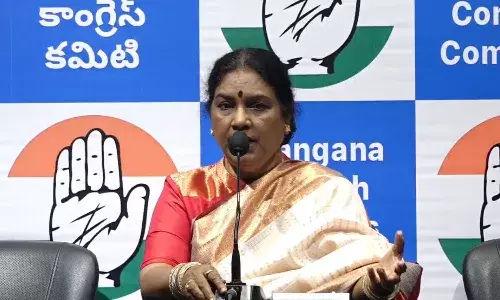 కవిత సలహాలు తీసుకునే కర్మ కాంగ్రెస్కు పట్టలేదు