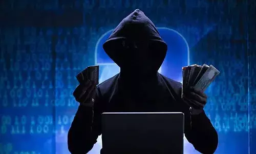 Mumbai, doctor, cyber fraudster, Crime news