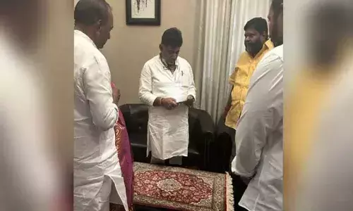 brs, mla malla reddy,  congress, dk shivakumar,