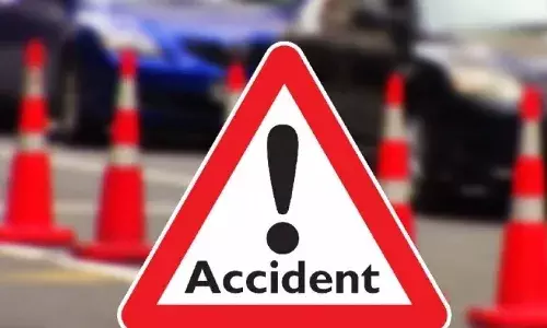 tourist vehicle, Tamil Nadu , Kerala, Crime news