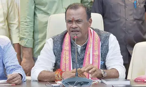 బాధపడకండి.. ఆదుకుంటాం : మంత్రి కోమటిరెడ్డి వెంకట్ రెడ్డి