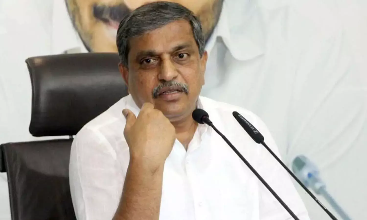 YS Jagan, love, YS Sharmila, YCP , Sajjala, APnews