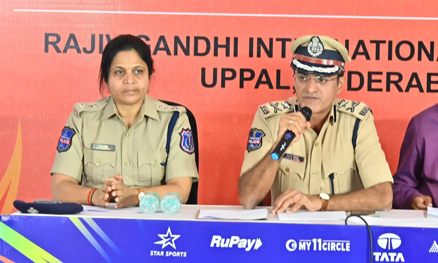 రేపు ఉప్ప‌ల్‌లో ఐపీఎల్ మ్యాచ్‌.. స్టేడియంకు అవేవి తీసుకురావొద్ద‌ని సూచించిన సీపీ