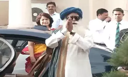 హాస్పిటల్ నుండి డిశ్చార్జ్ అయిన సద్గురు జగ్గీ వాసుదేవ్