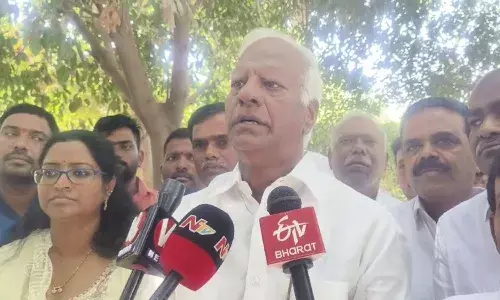 నేను పార్టీ మారుతున్నానంటే బీఆర్ఎస్కు భయం ఎందుకు.? : కడియం శ్రీహరి