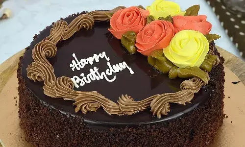 Punjab girl, birthday cake, cake order, Crime news