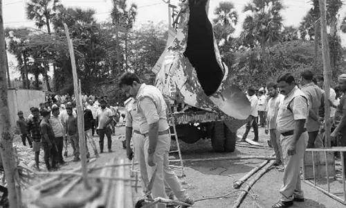 Two Workers Killed, Oil Tanker, Explosion, Kakinada