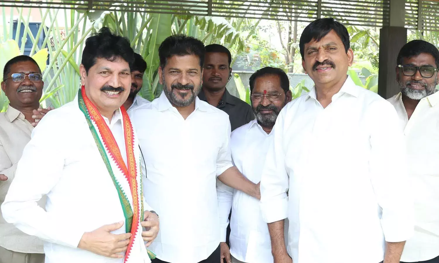 brs, bhadrachalam, mla thellam venkatrao,  congress,