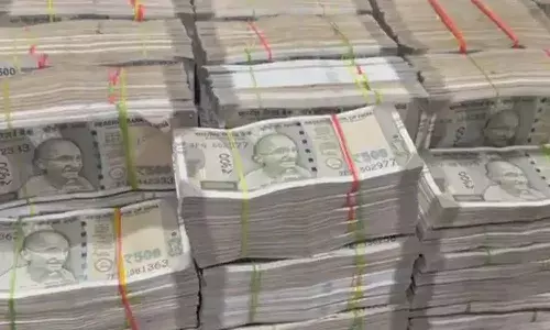 Telangana, Cash, liquor, freebies, Seized, pre election