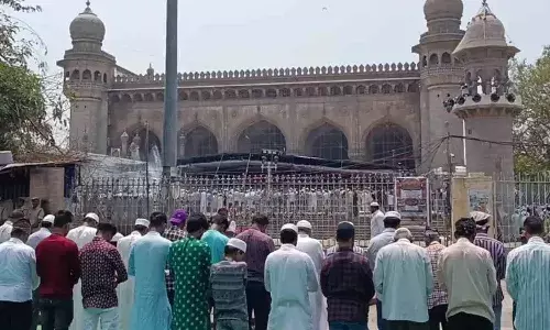 Thousands,  Eid ul Fitr prayers, mosques, Hyderabad