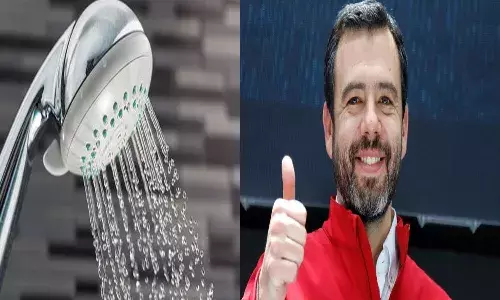 bogota, mayor,  couple, shower,