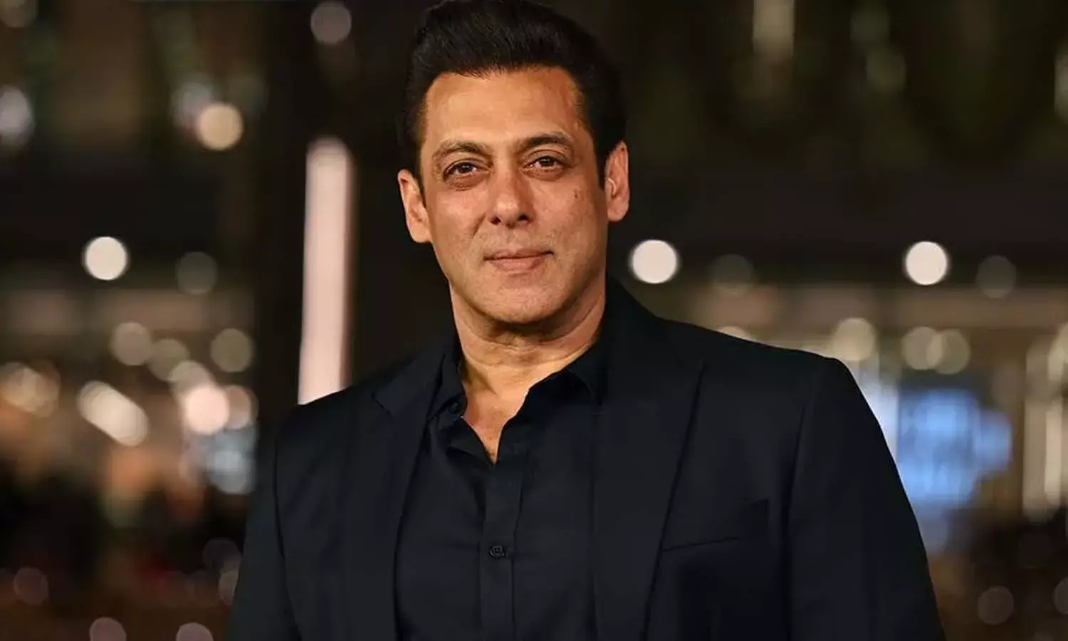 open fire, Salman Khan, Bandra, Mumbai