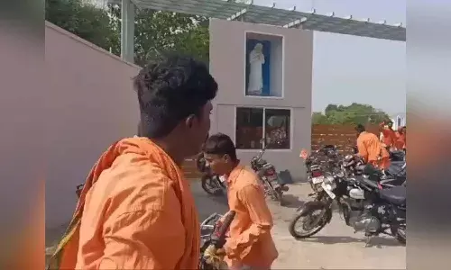 Telangana, School officials, police , saffron dress row