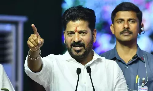 ఈ సాయంత్రానికి నీ దొడ్లో ఎంత  మంది ఉంటారో లెక్క పెట్టుకో.. కేసీఆర్‌కు రేవంత్ స‌వాల్‌