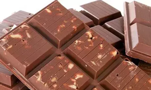 Punjab ,   blood vomits, expired chocolates, Crime