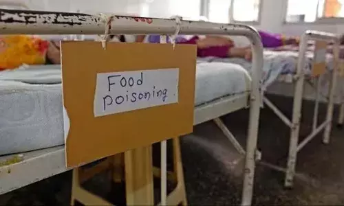 students, hospitalised, Pune, coaching centre,   food poisoning