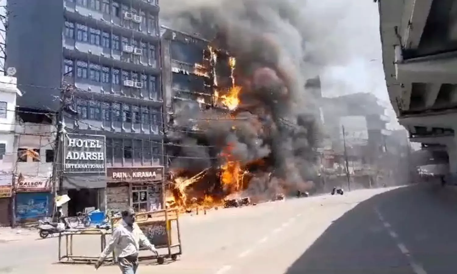 fire, hotel, Patna Railway station,  bihar