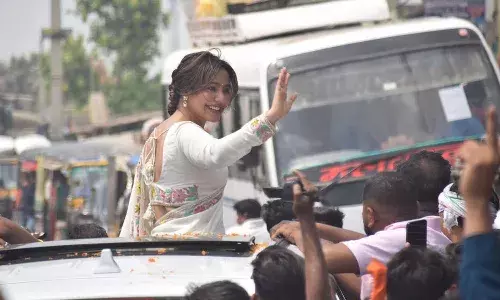 రామ్ చరణ్ హీరోయిన్ ఎవరి కోసం ప్రచారం చేసిందో తెలుసా.?