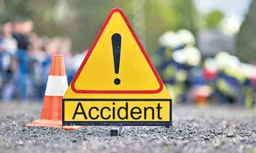 kamareddy, road accident, head constable, death,